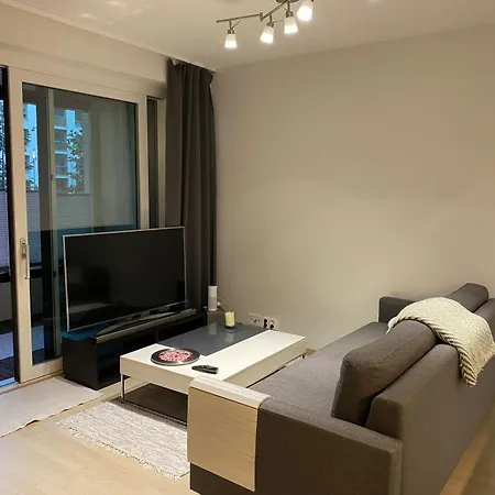 Apartment New And Stylish By The Sea In Jatkasaari, Parking And Balcony