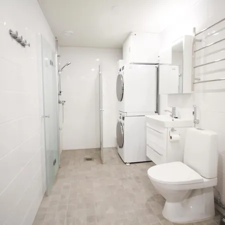 New And Stylish By The Sea In Jatkasaari, Parking And Balcony